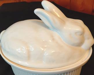 Festive Serving Bowl Pair Ruffled Edge Clear Glass and White Ceramic Bunny