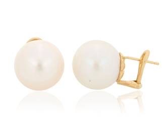 1088 A Pair of Gold and South Sea Cultured Pearl Earrings Featuring two South Sea cultured pearls measuring approximately 15.70 and 15.80 mm 2 pieces  Measures: 1/2 in. 15.0 grams gross Estimate: $700 - $900
