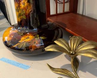 Floral brass ashtray set