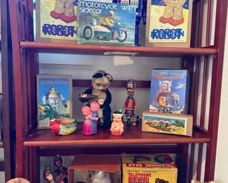 Vintage wind up toys