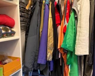 Women's Clothing, Men's clothing, Women's shoes size 6.5