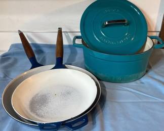 Martha Stewart Dutch Oven  Enameled Pans