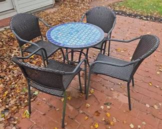 Patio Table Four Chairs
