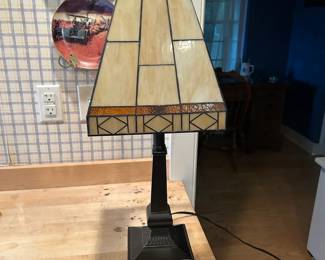 Tiffany Style Stained Glass Lamp