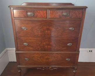 Vintage Chest of Drawers