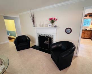 Italsofa black leather swivel chairs