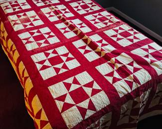 Twin vintage quilt bedspread