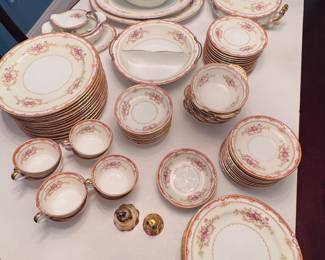 Noritake China, Merle pattern in excellent condition