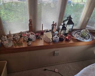 Miscellaneous decorations