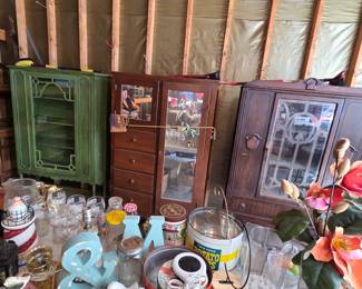 China cabinets, wardrobe, miscellaneous