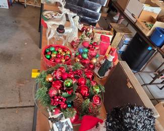 Miscellaneous Christmas items