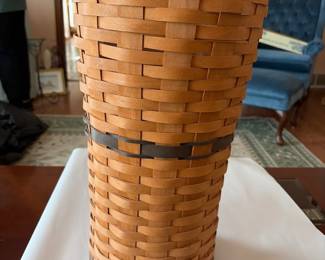 014 LongabergerStyle Tall Woven Splint Basket