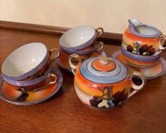 019 Japanese Lusterware Tea Set with Windmill Motif