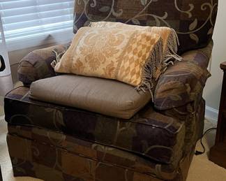 Thomasville upholstered chair