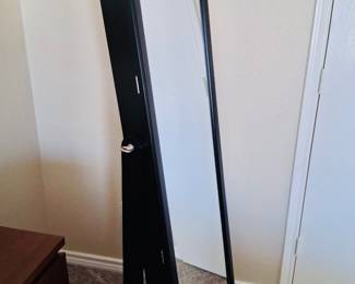Full size mirrored jewelry organizer. 