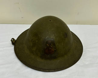 Lot 22: WW1 era Doughboy Helmet