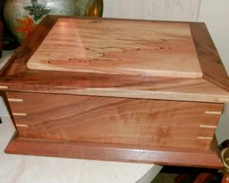 HANDMADE CHEST