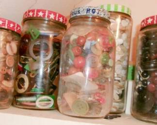 BUTTONS