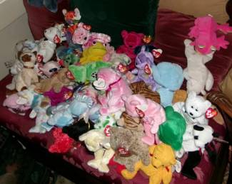 BEANIE BABIES