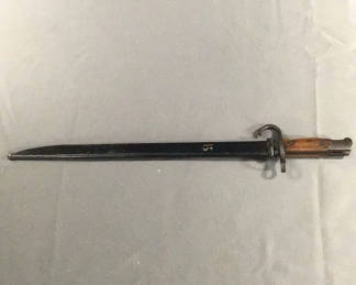 Lot 215: Japanese WWII Arisaka Rifle Bayonet