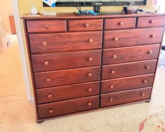 Big Dresser
