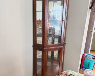 Corner Curio-Hard To Find Corner one.