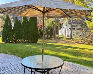 Nice umbrella and table