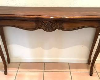 Thomasville French Country ConsoleSofa Table