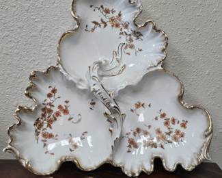 Gorgeous 3 section Serving Handled Platter
