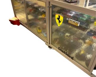 Many display cabinets - Pickup on Monday - Contents not included