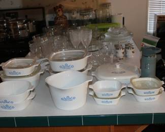 Pyrex baking bowls