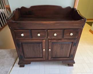 Ethan Allen dry sink