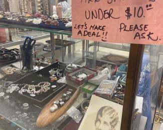 Sale Picture