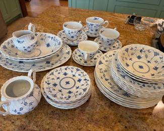 4 Place setting