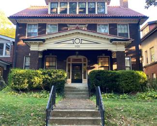 6829 Waterman