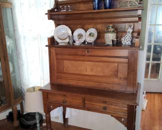 Eastlake desk