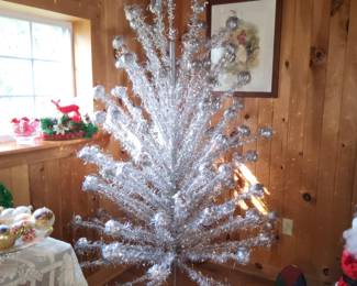 6 ft aluminum christmas tree