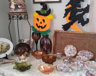 Halloween plastic popcorn pumpkin witch 