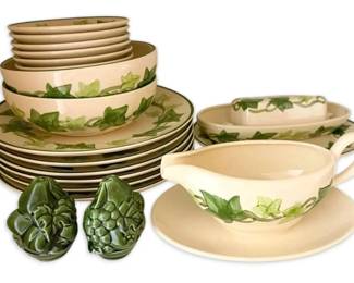 Franciscan Ivy Leaf Patterned Dishes 20 Pieces