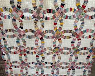 Double Wedding-ring Quilt