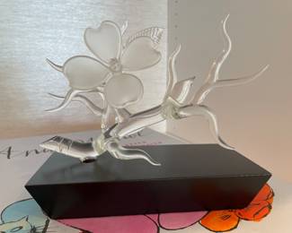 Grabel glass hand blown dogwood