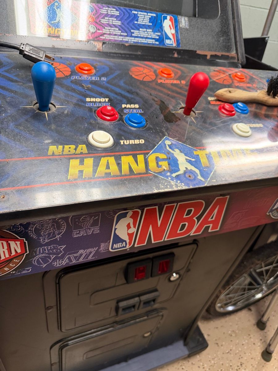 NBA Jam Arcade Machine by Midway