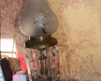 Lamp with frosted etched shade and hanging crystal glass prisms