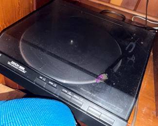 Denon turntable