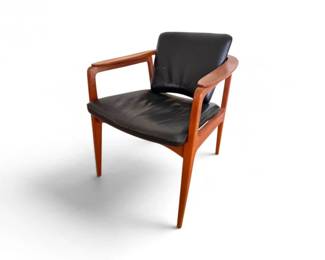 62 FinnJuhlModel209DiplomatTeakArmchairFranceSon