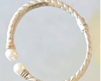 Lot #E90 Sterling Silver & Freshwater Pearl Open Cuff Bracelet – Twisted Rope Design