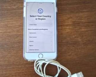 Lot #D42 Apple iPhone 7 Plus A1784 Gold 5.5" Smartphone with Charging Cable – Powers On