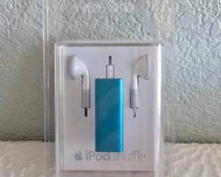 Lot #D43 Apple iPod Shuffle Blue MP3 Player with Earbuds – Original Display Packaging