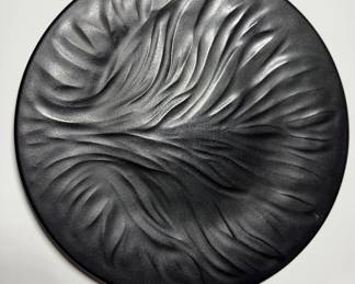 LALIQUE BLACK PLATE