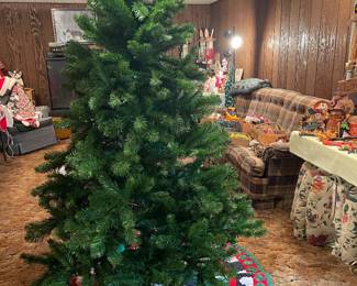 quality Christmas tree with individual branches